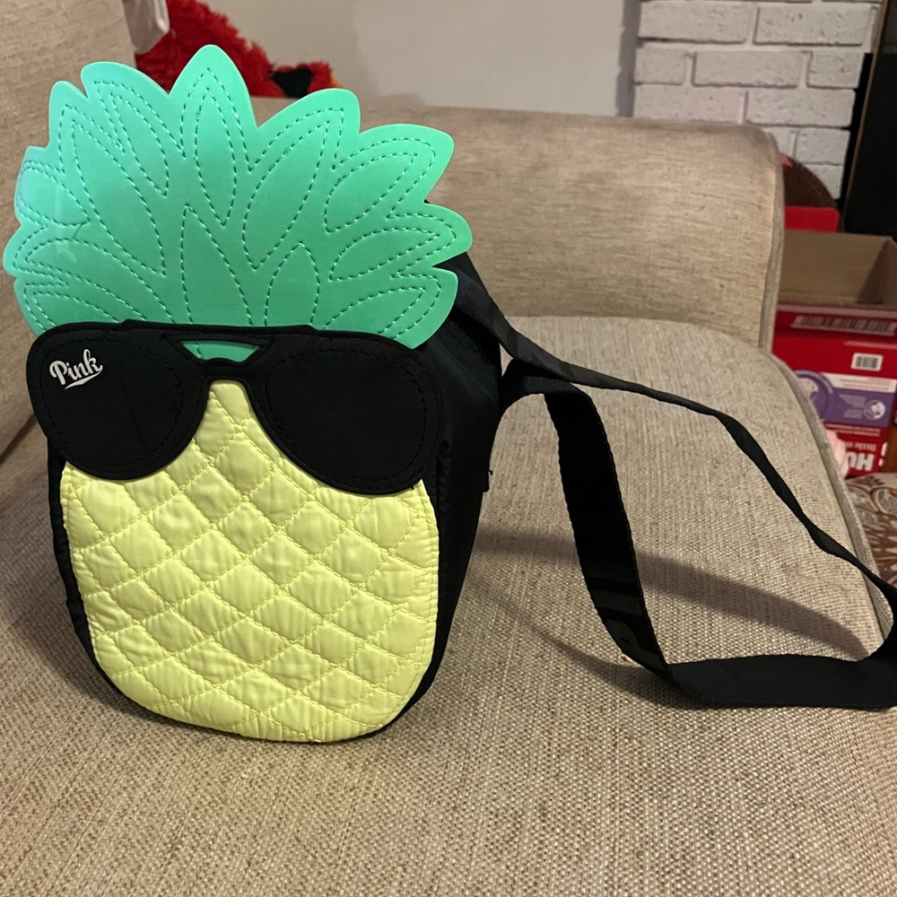 Victoria secret pink pineapple lunchbox